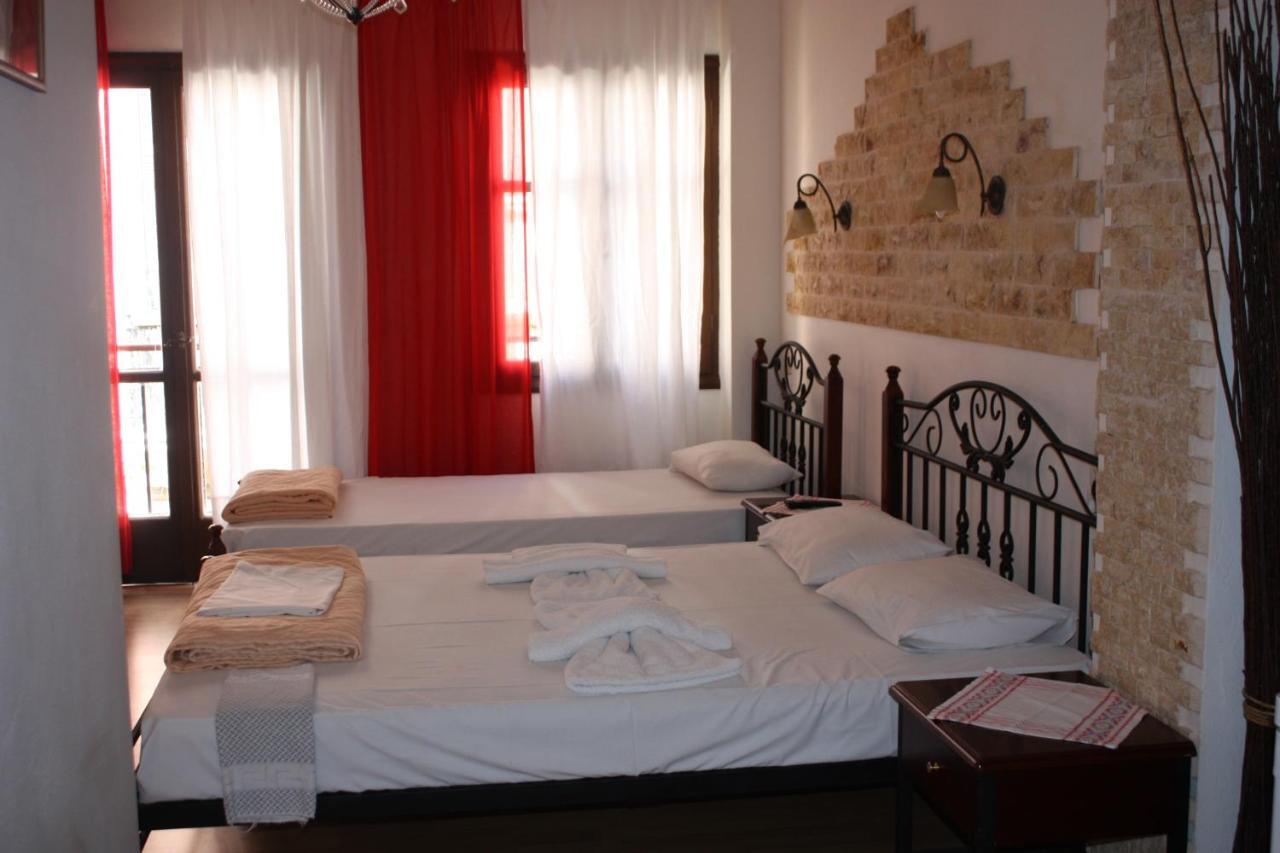 Mmebassia Bed & Breakfast Khania Rom bilde